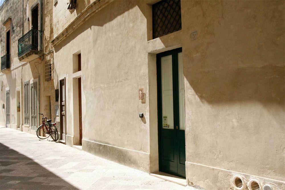Sacre Bleu Apartments Lecce Buitenkant foto