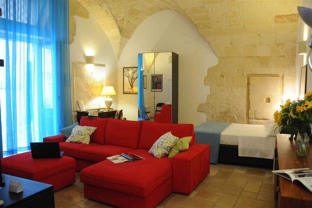 Sacre Bleu Apartments Lecce Buitenkant foto