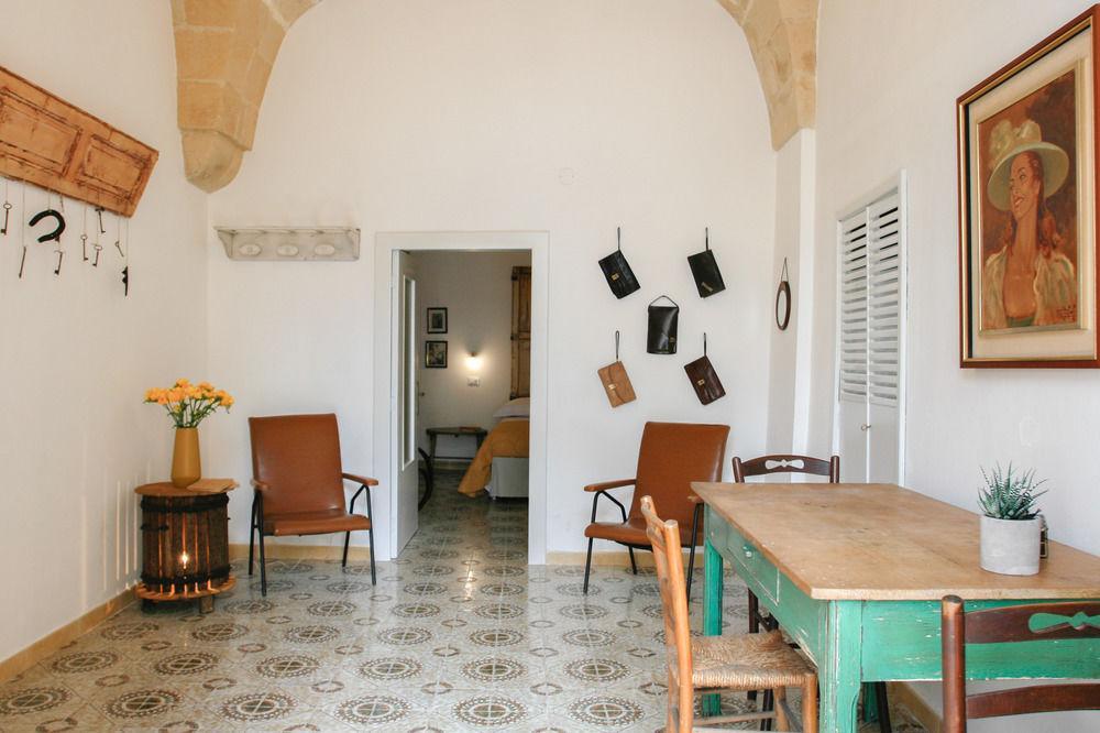 Sacre Bleu Apartments Lecce Buitenkant foto