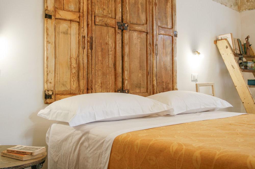 Sacre Bleu Apartments Lecce Buitenkant foto