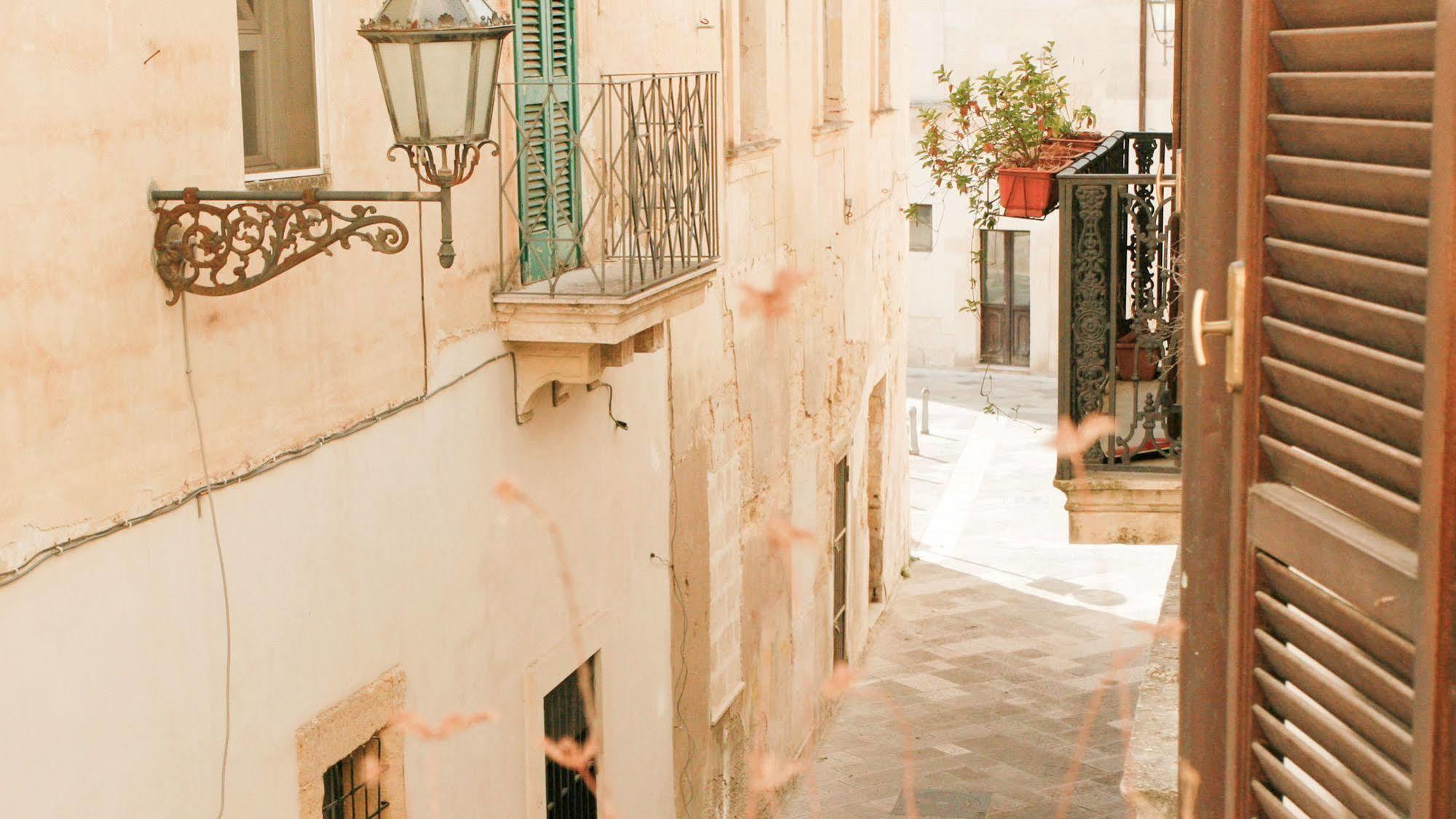 Sacre Bleu Apartments Lecce Buitenkant foto