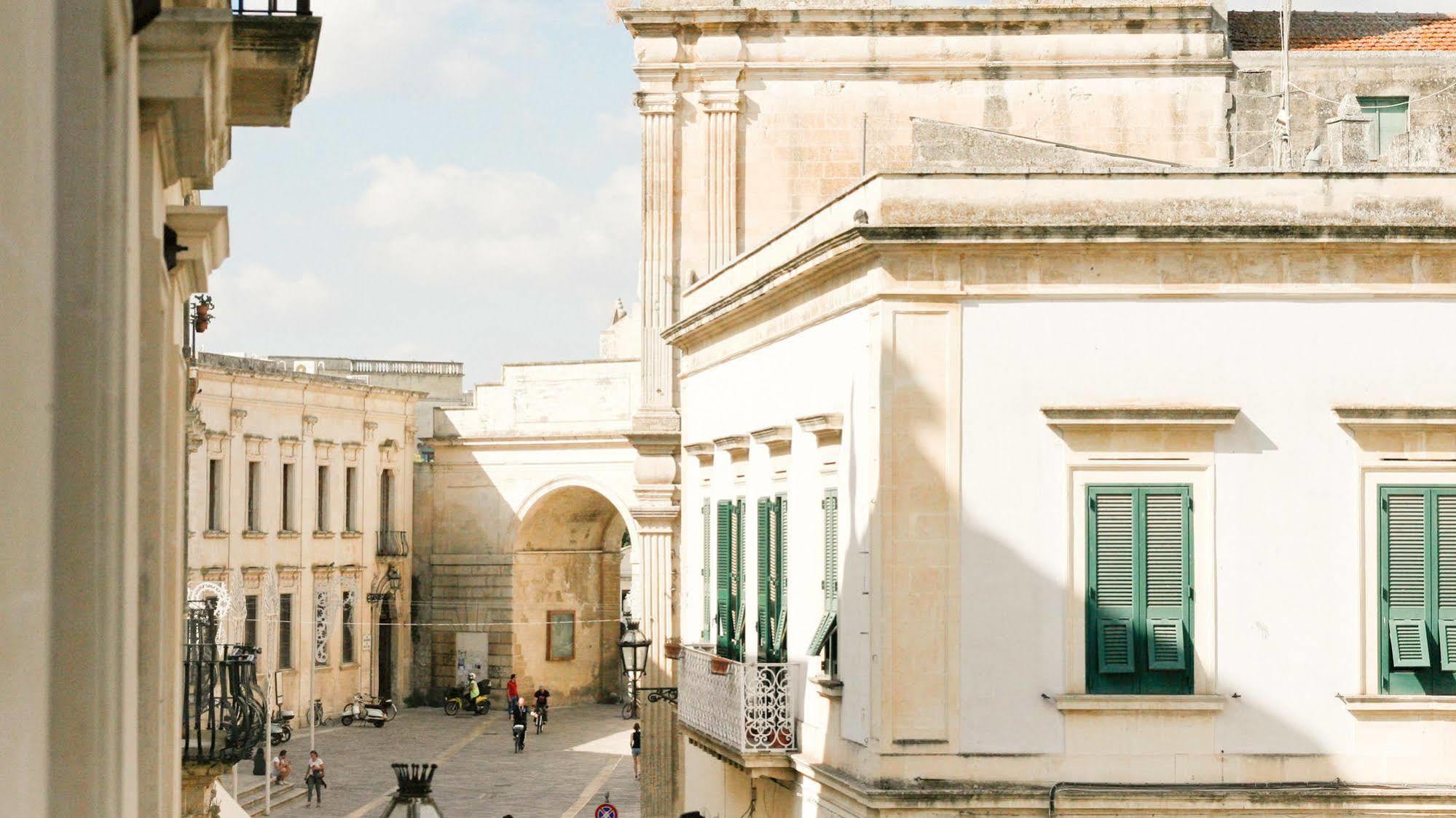 Sacre Bleu Apartments Lecce Buitenkant foto
